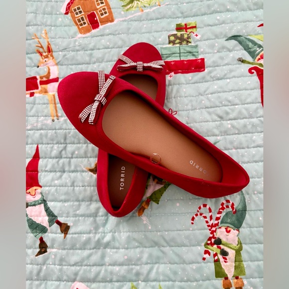 Torrid Red Velvet Bow Ballet Flat (WW) Size 10.5 Extra Wide - Picture 6 of 8